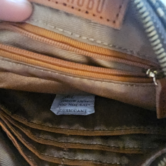 Authentic Hobo Cross Body Bag NWT - Picture 8 of 10